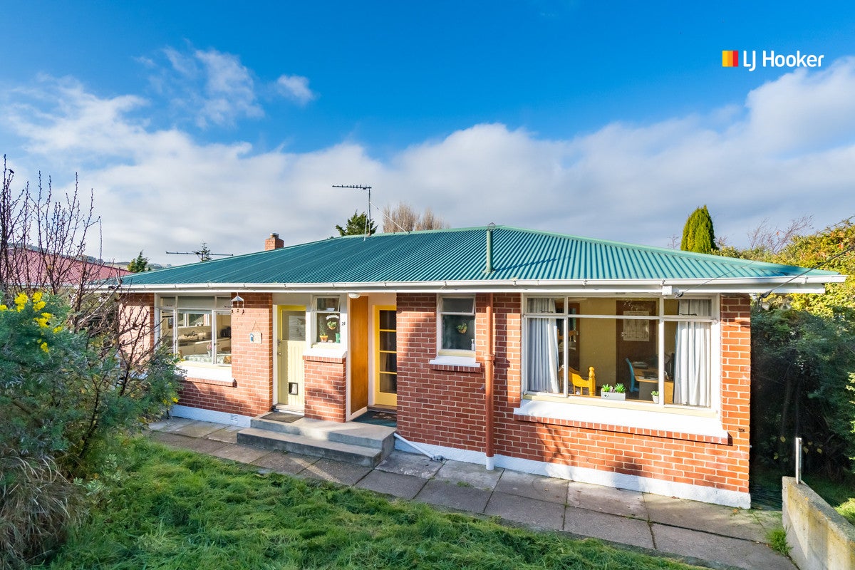 21 Duckworth Street, Andersons Bay, Dunedin - Carousel 1