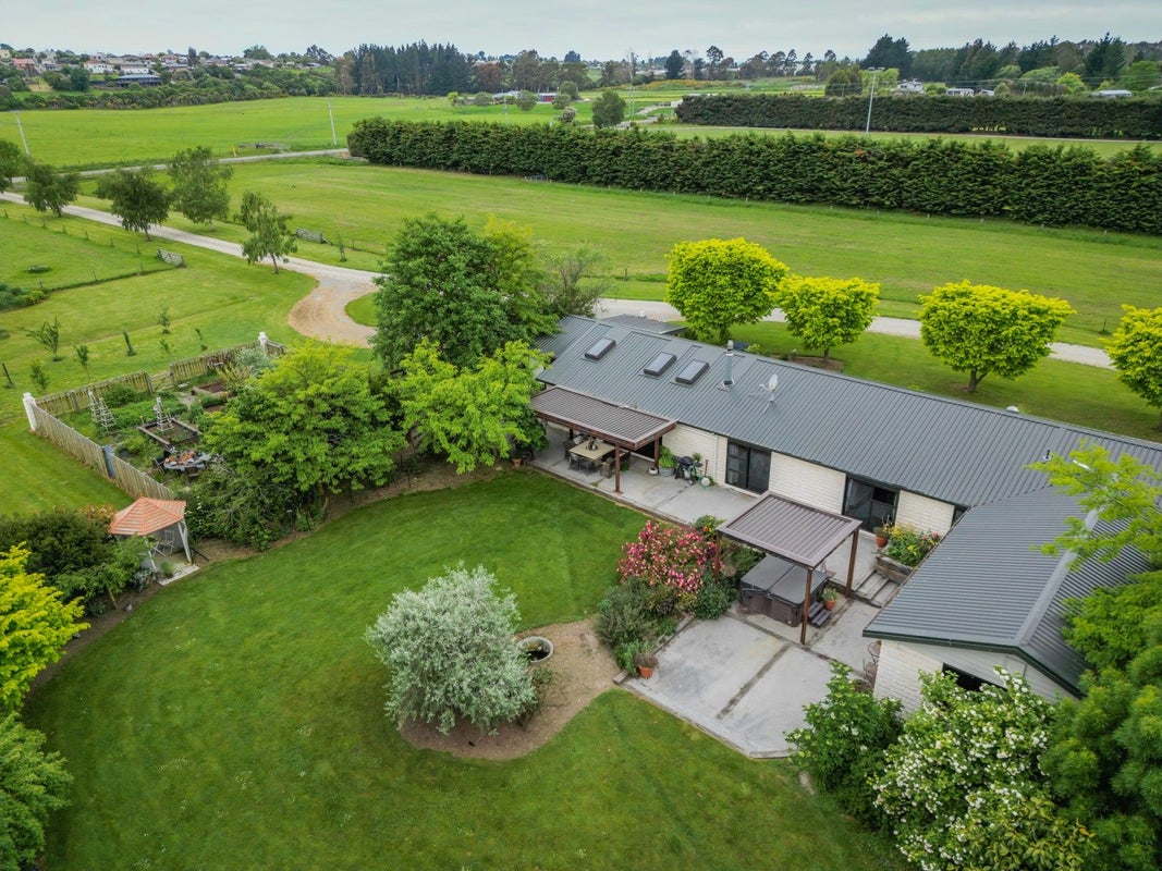 57 Rockdale Road, Fairview - Carousel 1