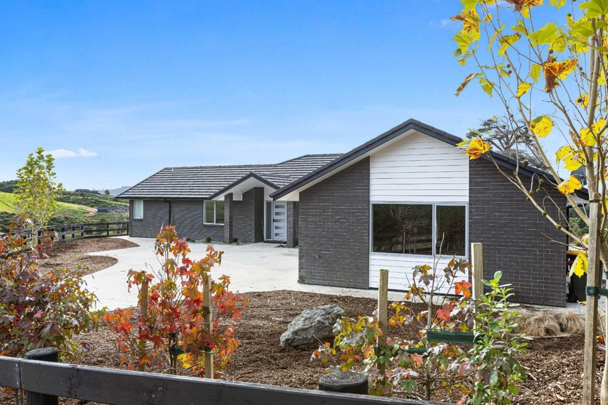 274 Whitehills Road, Silverdale - Carousel 2
