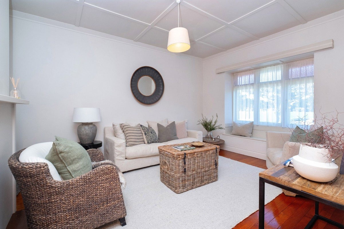 46 Te Awa Avenue, Te Awa, Napier - Carousel 2