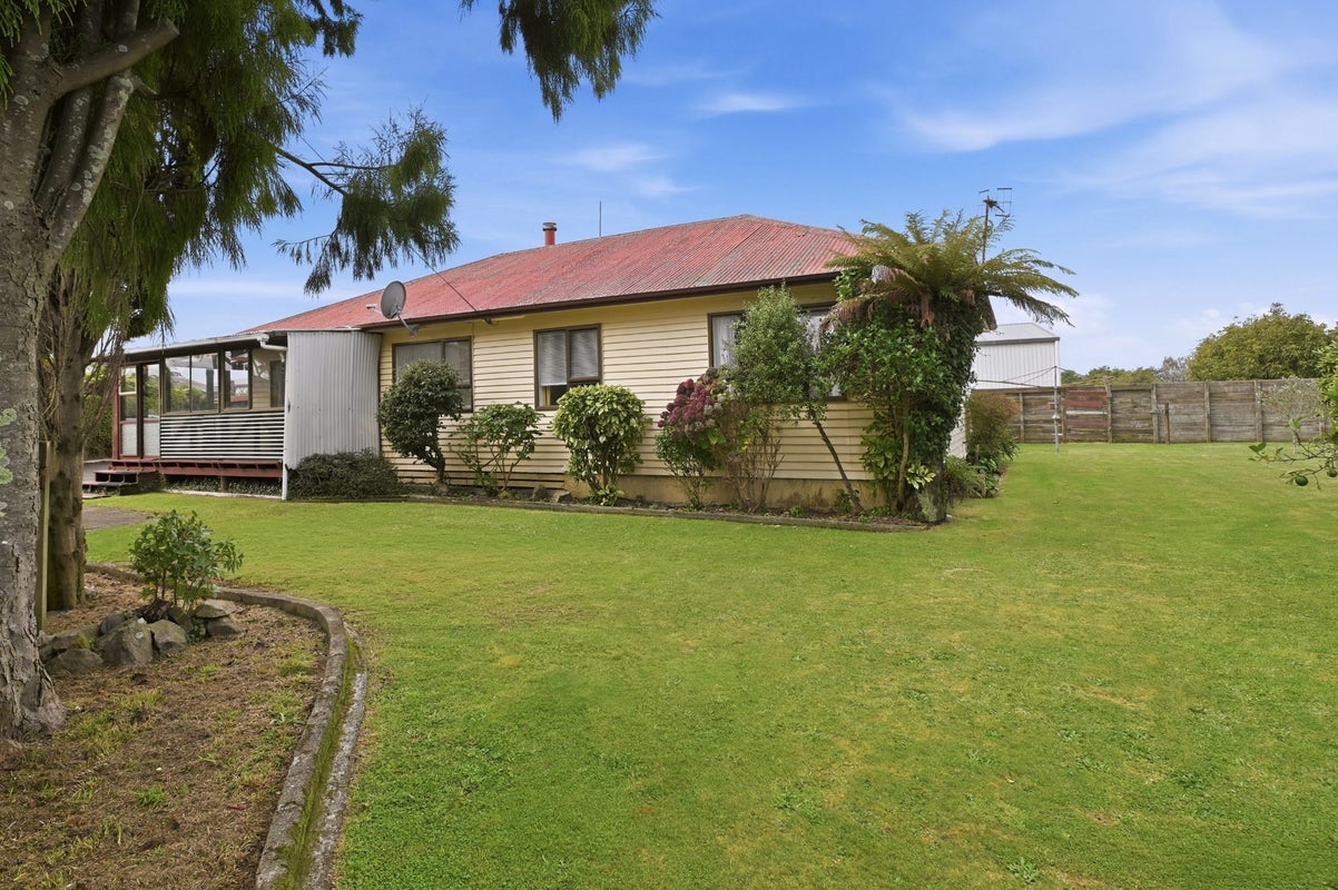 15 Mahanga Road, Fairy Springs, Rotorua - Carousel 2