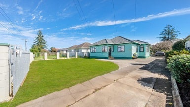 15 Jellicoe Street, Otahuhu, Auckland - Carousel 1
