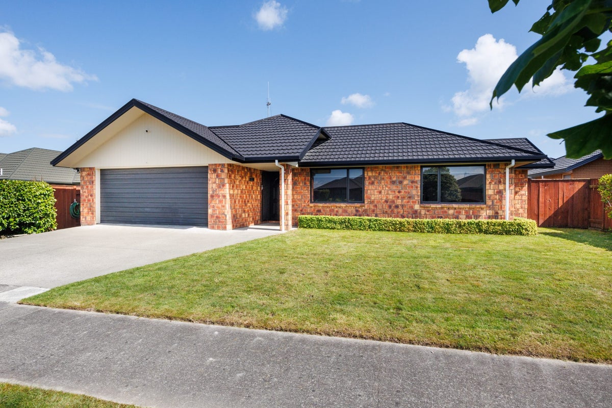 43 Geneva Terrace, Kelvin Grove, Palmerston North - Carousel 21