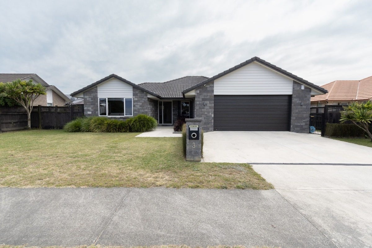 3 McKinnon Street, Leamington, Cambridge - Carousel 19