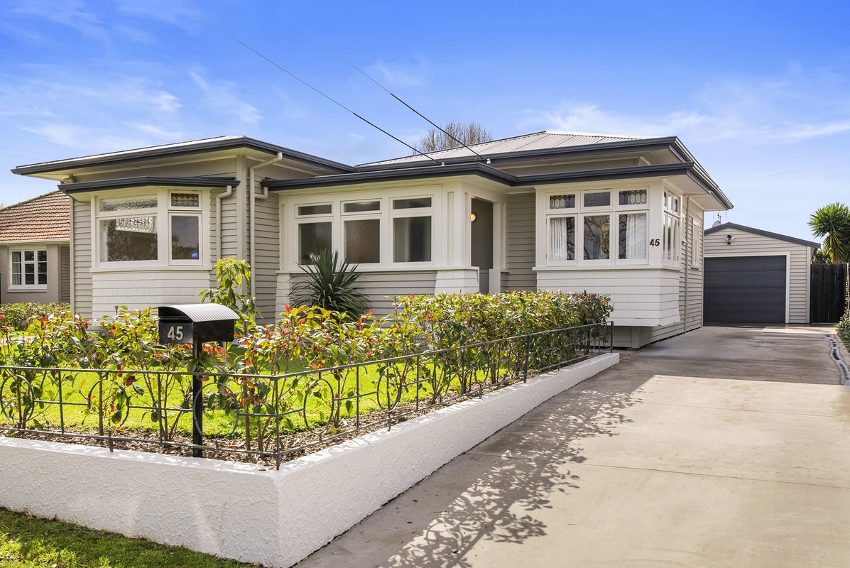 45 Margaret Avenue, Mount Albert, Auckland - Carousel 1