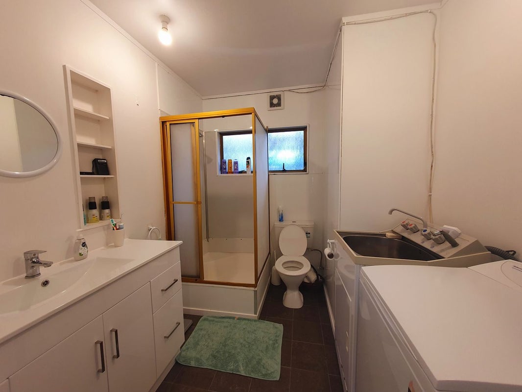 18A Caesars Place, Churton Park, Wellington - Carousel 13