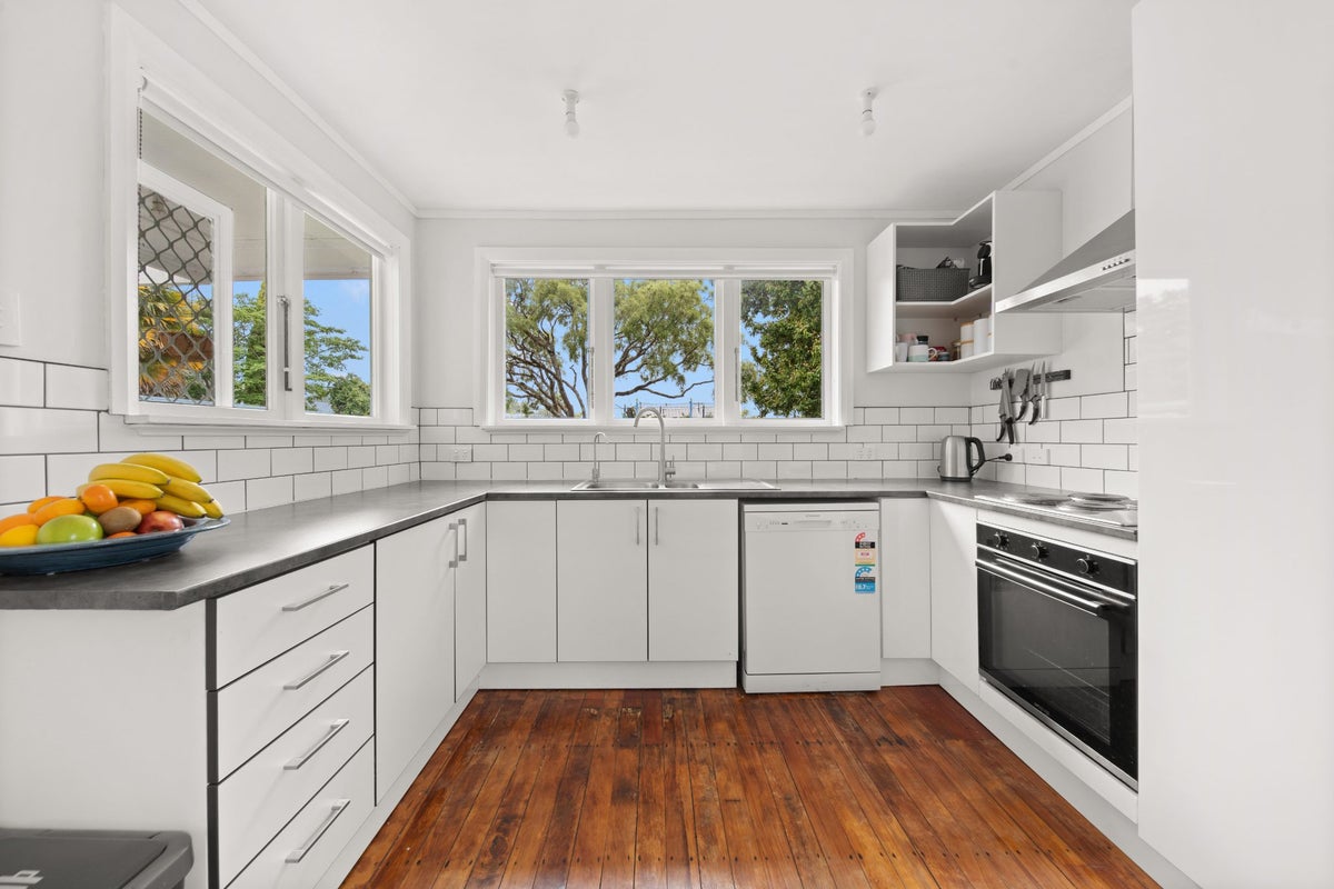 9 King Street, Carterton, Carterton - Carousel 2
