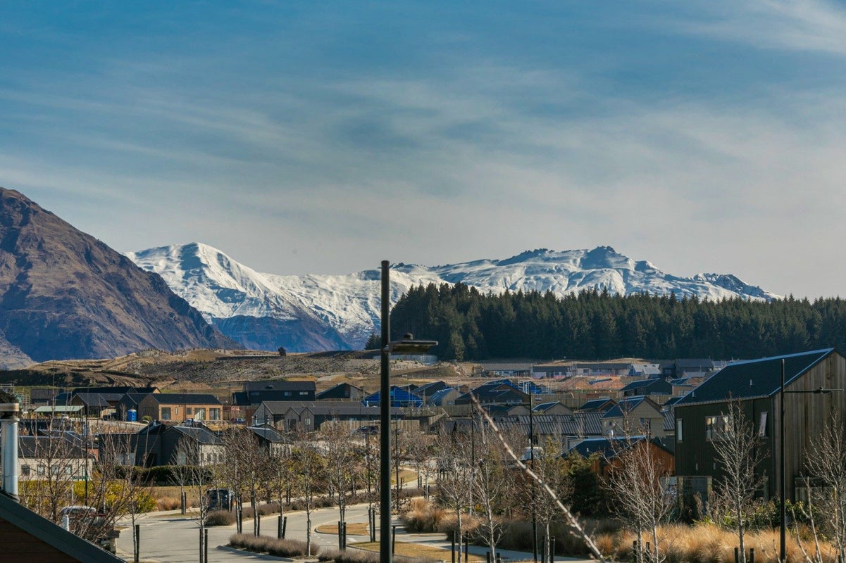 1 Mt Nicholas avenue, Wanaka, Queenstown - Carousel 2