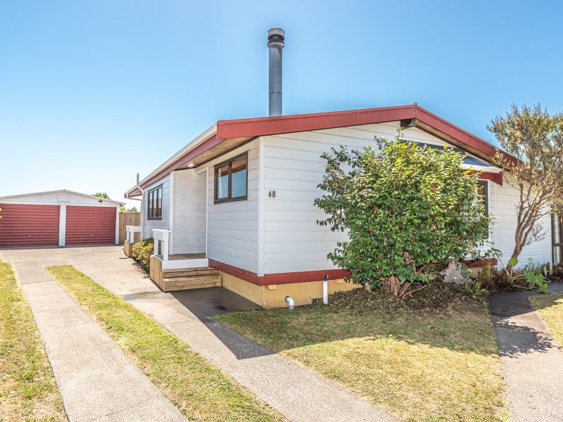 48 Wikitoria Road, Putiki, Whanganui - Carousel 1