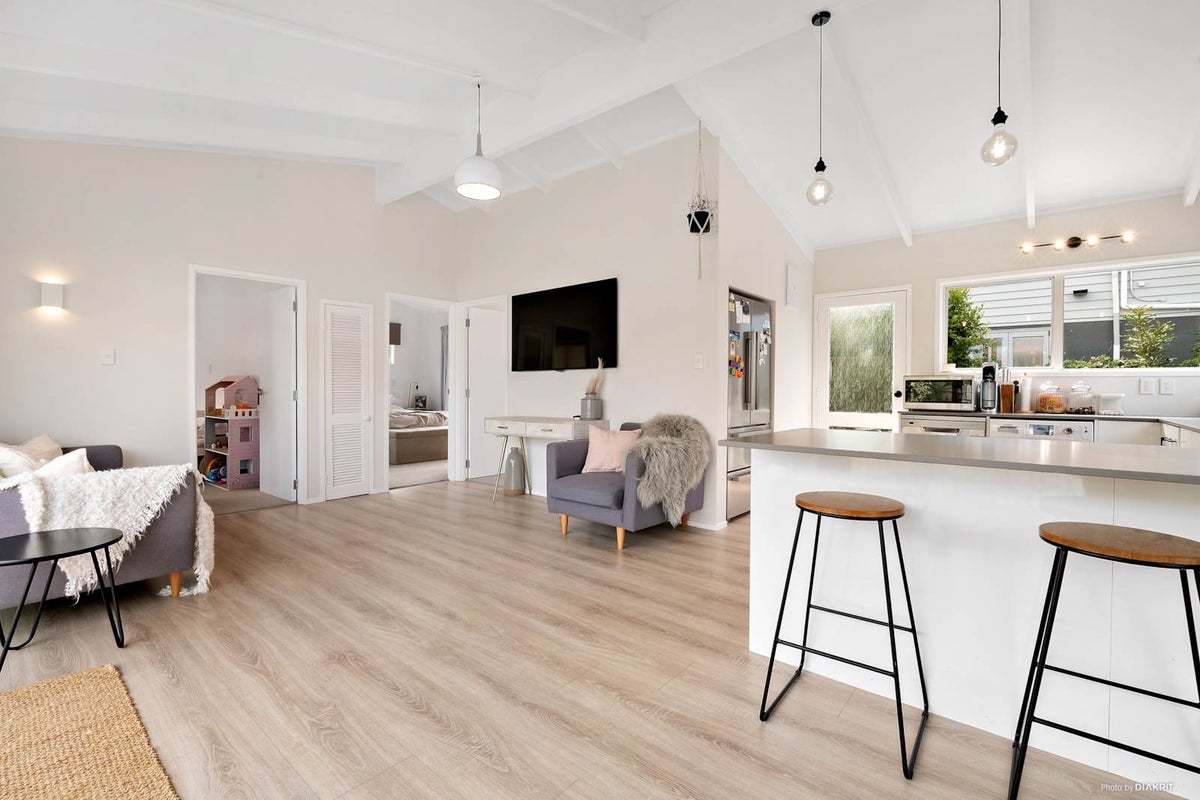 1/46 Zealandia Road, Manly, Whangaparaoa - Carousel 2