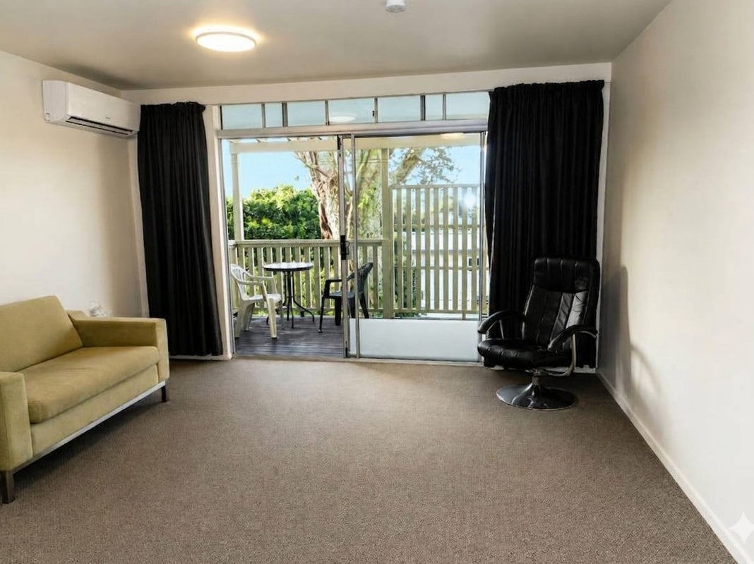 5/17 Esplanade Road, Mount Eden, Auckland - Carousel 1