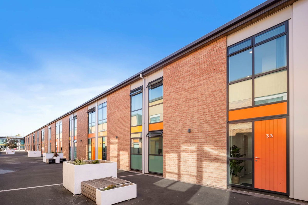 33/182 Flat Bush School Road, Flat Bush, Auckland - Carousel 1