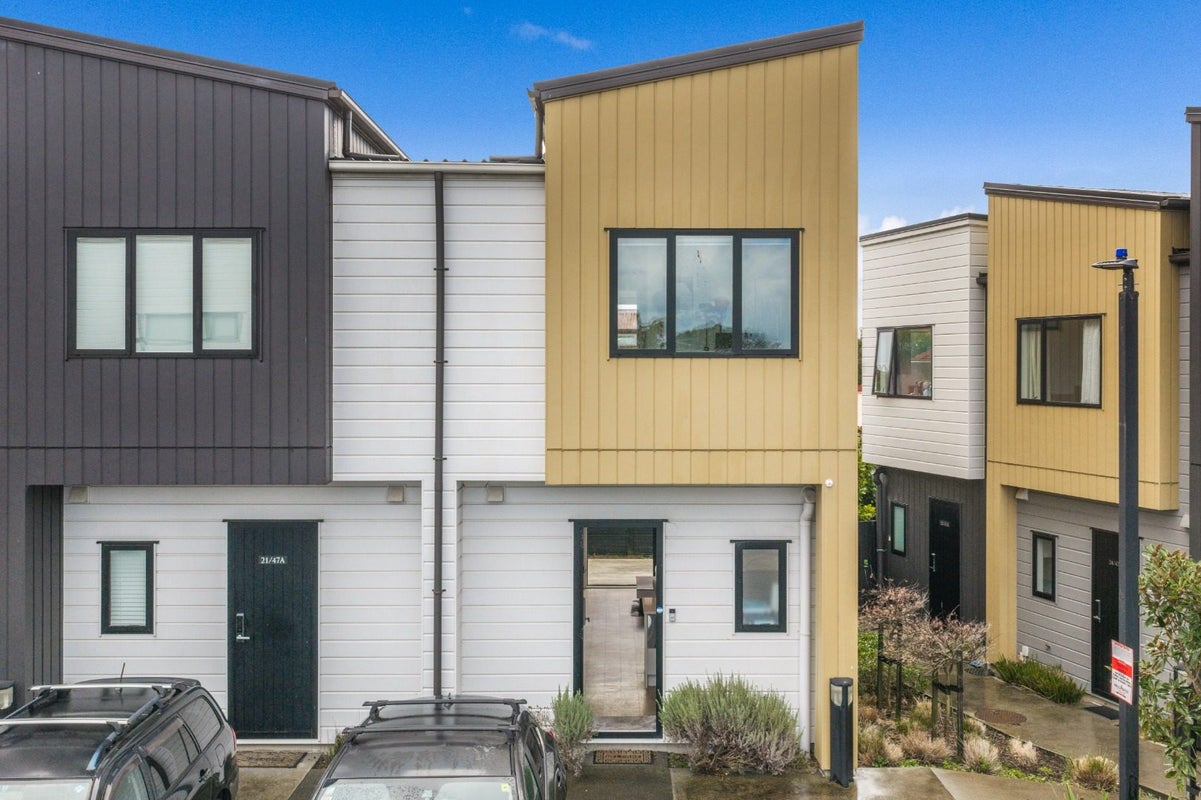 22/47A Huntington Drive, Huntington Park, Auckland - Carousel 2