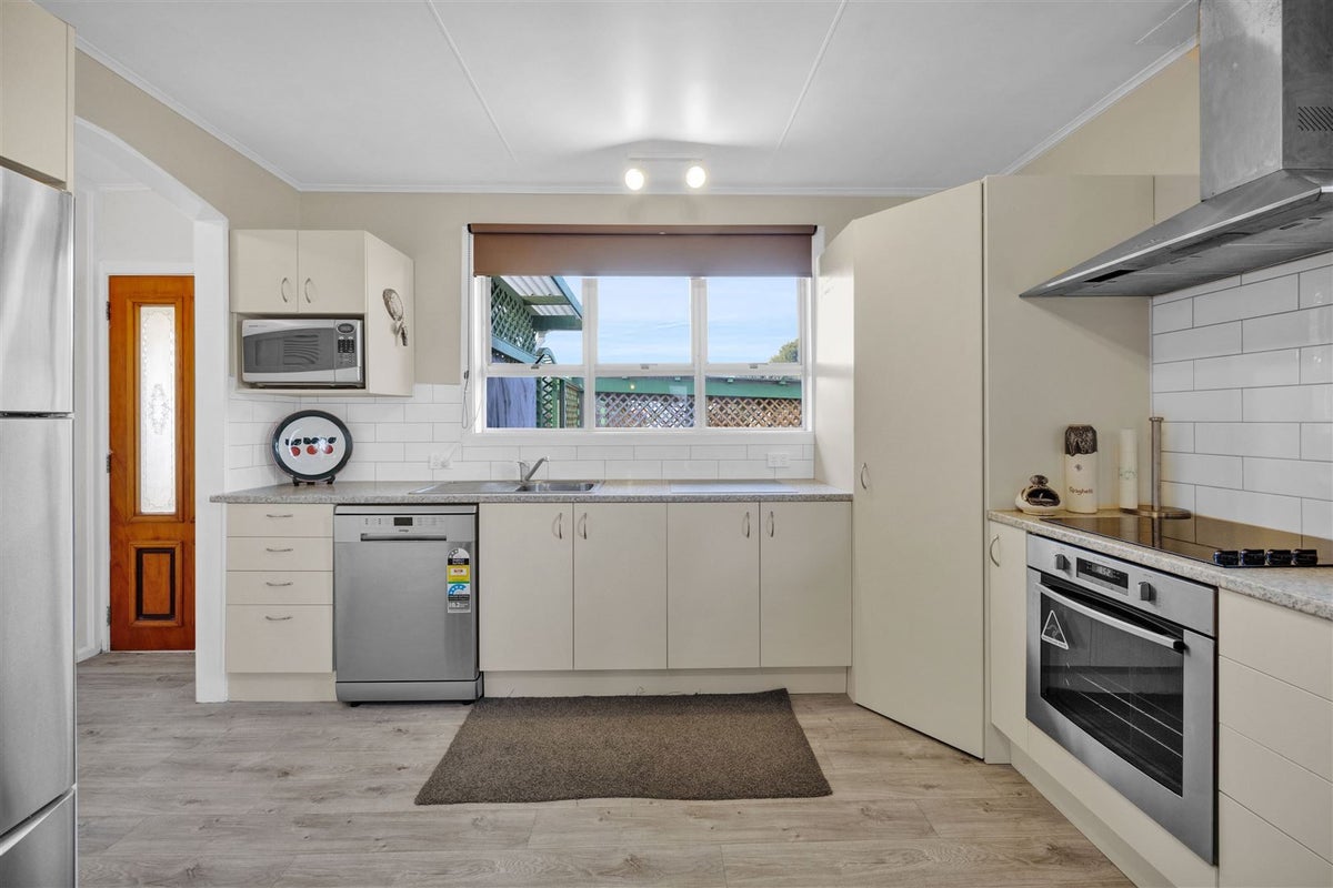 24 Mangati Road, Bell Block, New Plymouth - Carousel 2