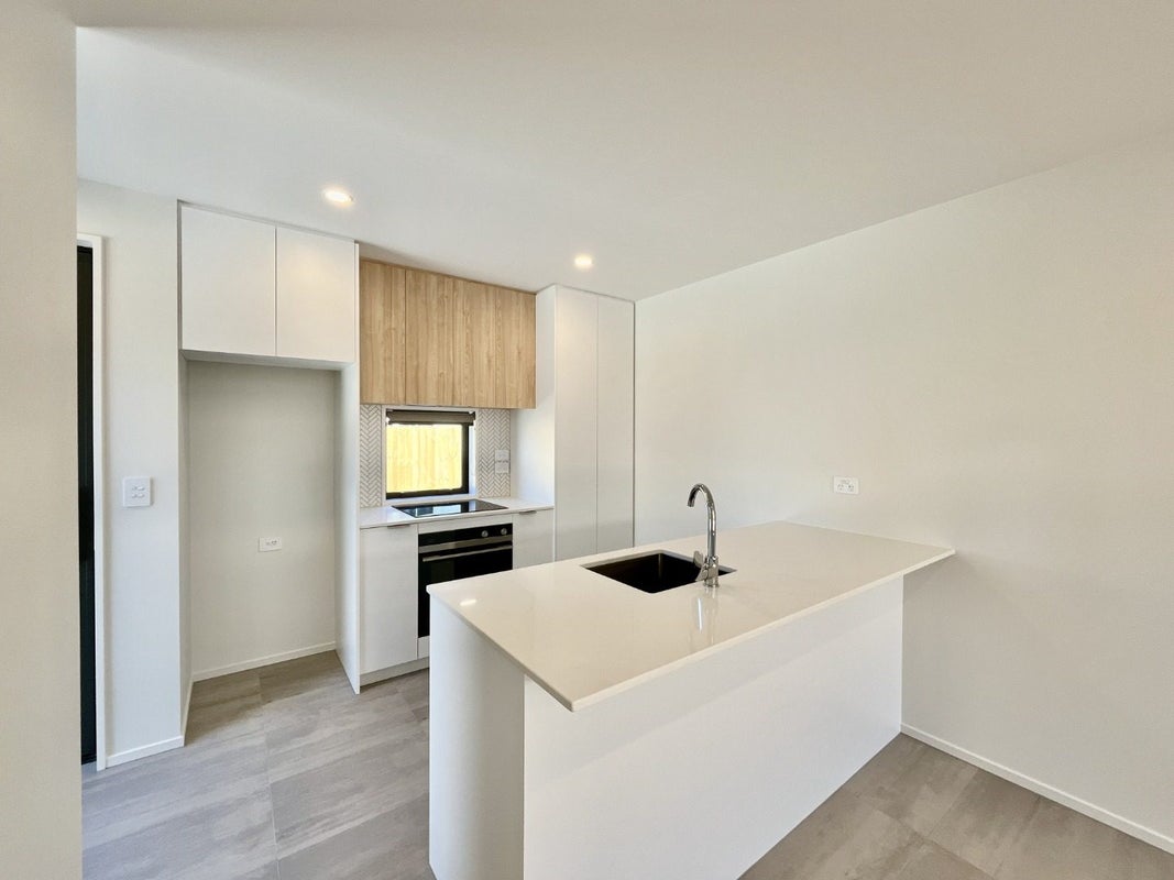 4/15 Plunket Street, Spreydon, Christchurch - Carousel 2