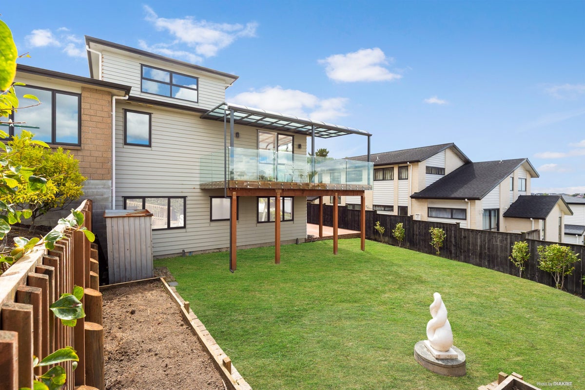 3 New Dawn Lane, Albany Heights, Auckland - Carousel 2