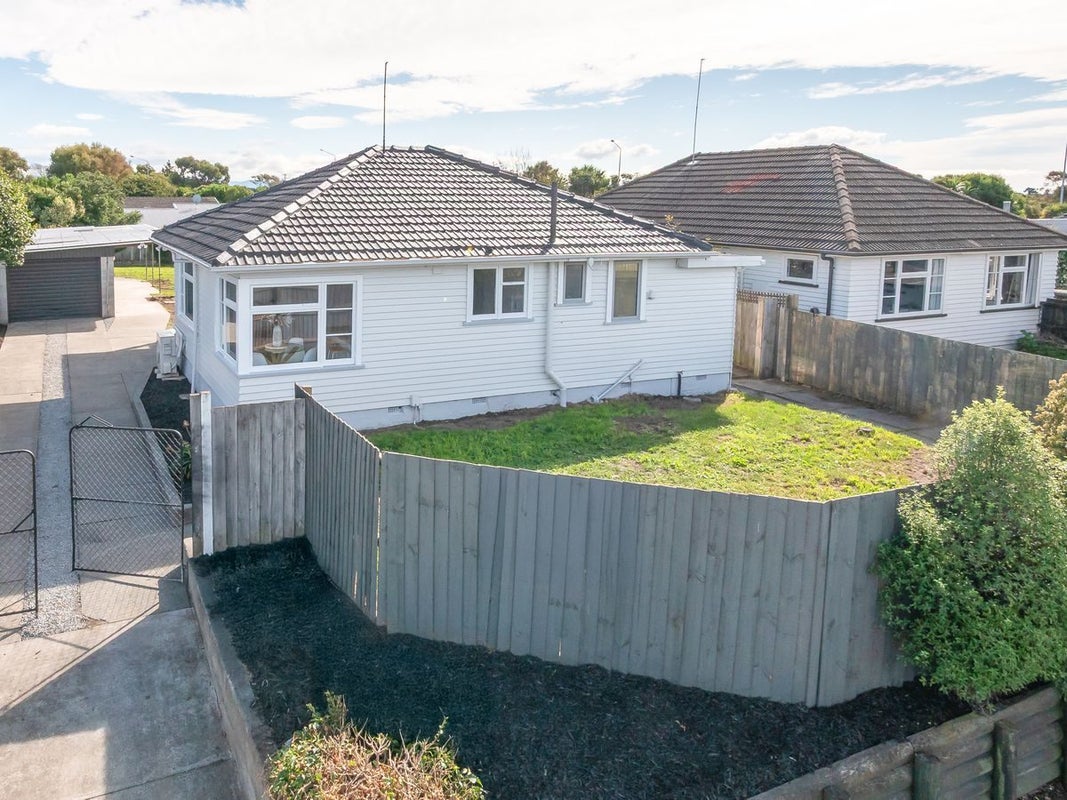 329 Wainoni Road, Avondale, Christchurch - Carousel 17