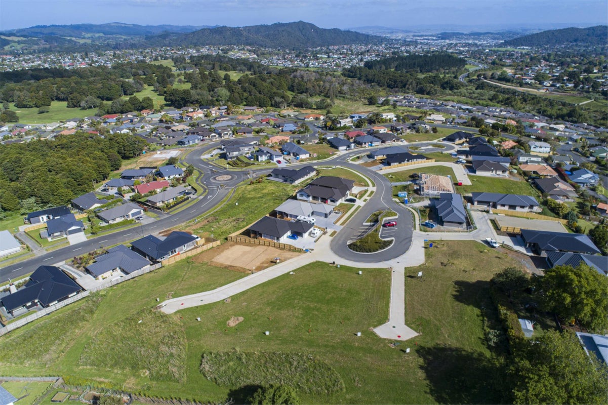 5 Provisional Drive, Kamo, Whangarei - Carousel 2