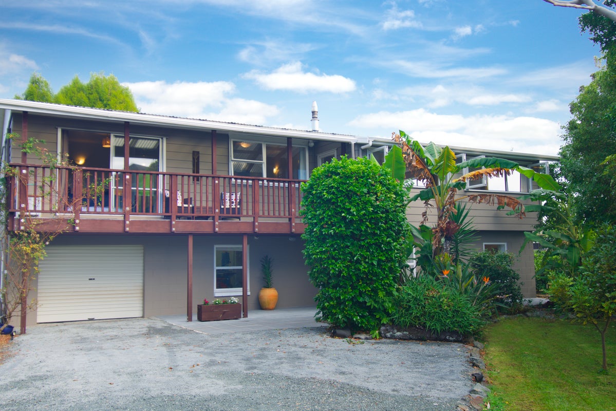 33 Point Wells Road, Warkworth - Carousel 1