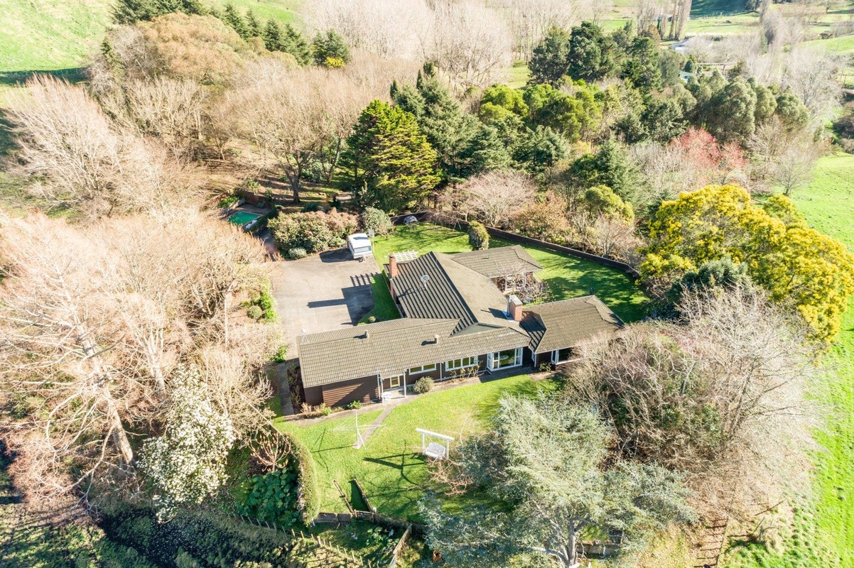 1209 Puketitiri Road, Puketapu, Napier - Carousel 1
