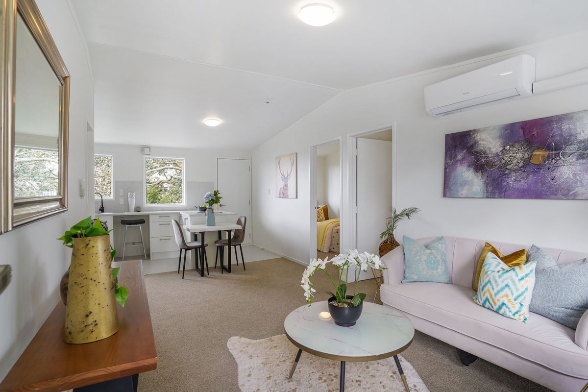 3/66 Astley Avenue, New Lynn, Auckland - Carousel 1