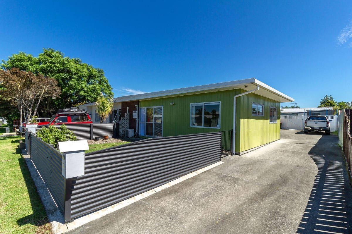 2/26 Argyll Crescent, Tamatea, Napier - Carousel 1