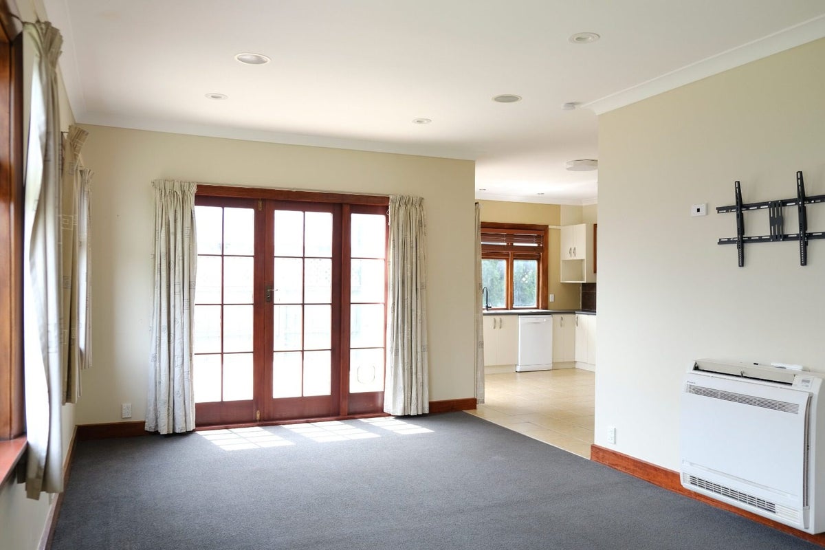 13 Amyes Road, Hornby, Christchurch - Carousel 2