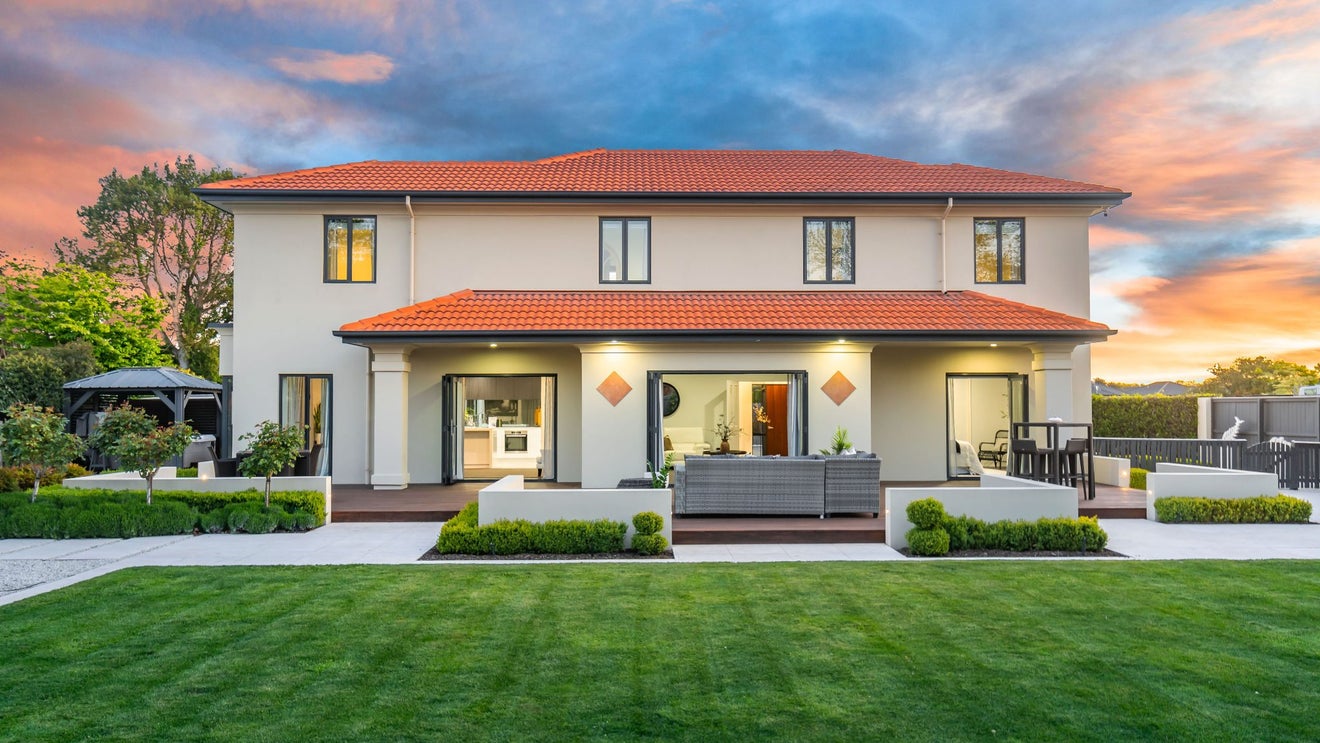 196 Cavendish Road, Casebrook, Christchurch - Carousel 1