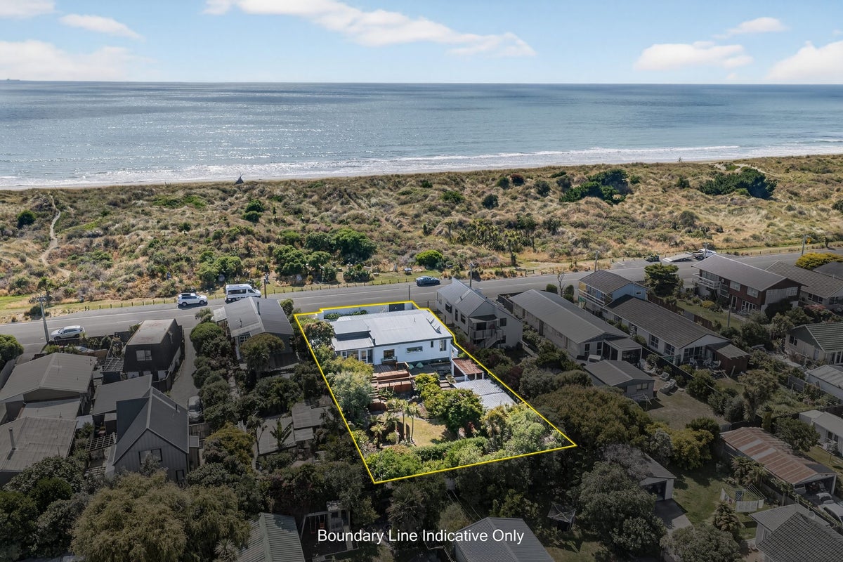 526 Marine Parade, South New Brighton, Christchurch - Carousel 1
