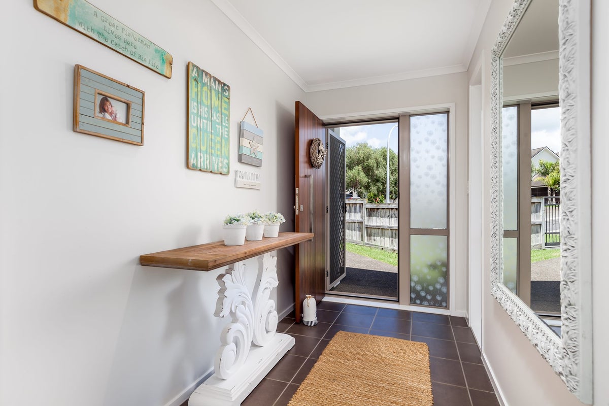 34 Fingal Way, Gulf Harbour, Whangaparaoa - Carousel 2