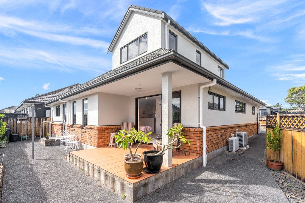 1 Richmond Street, Kamo, Whangarei - Carousel 1