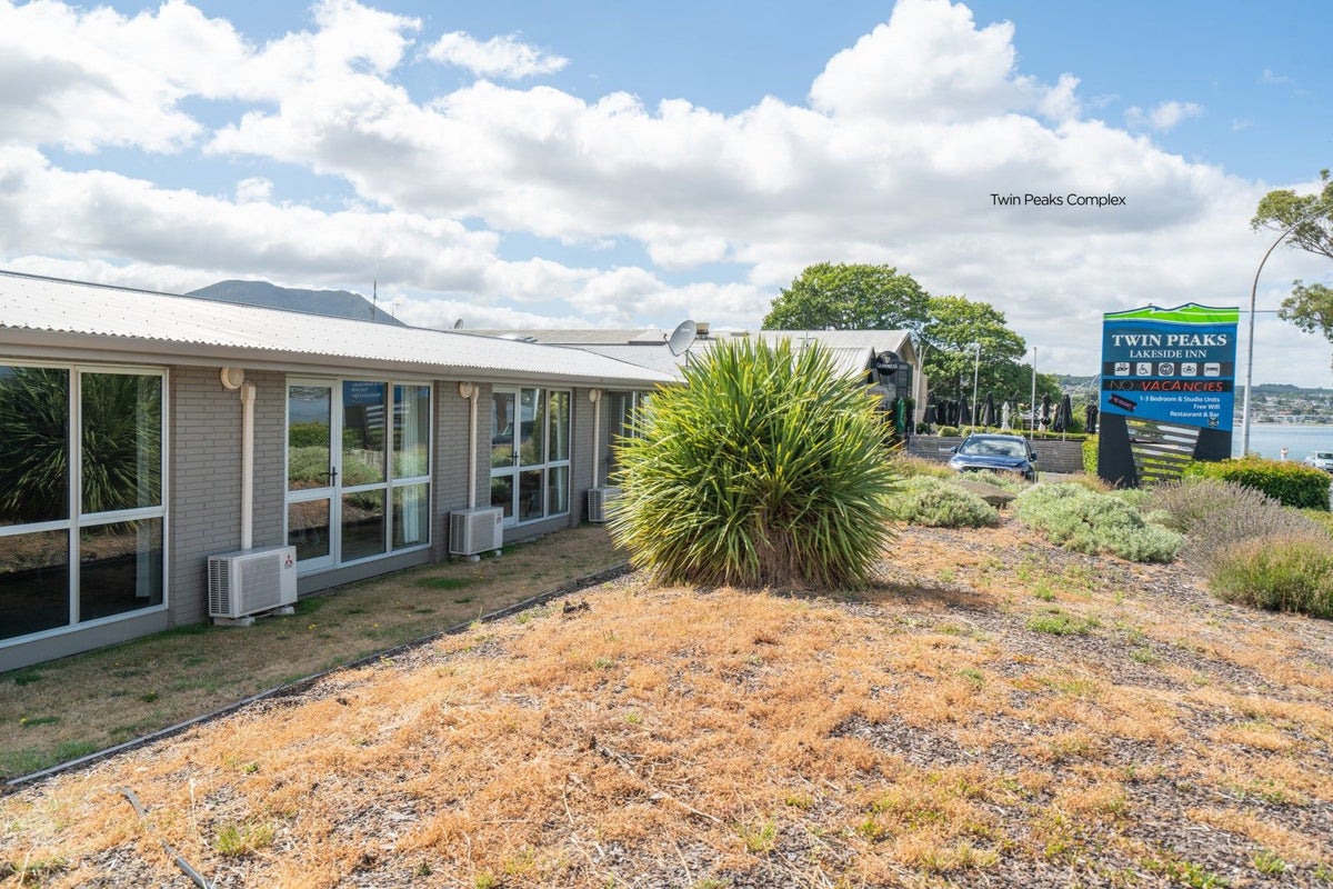 76 Lake Terrace, Taupo, Taupo - Carousel 4