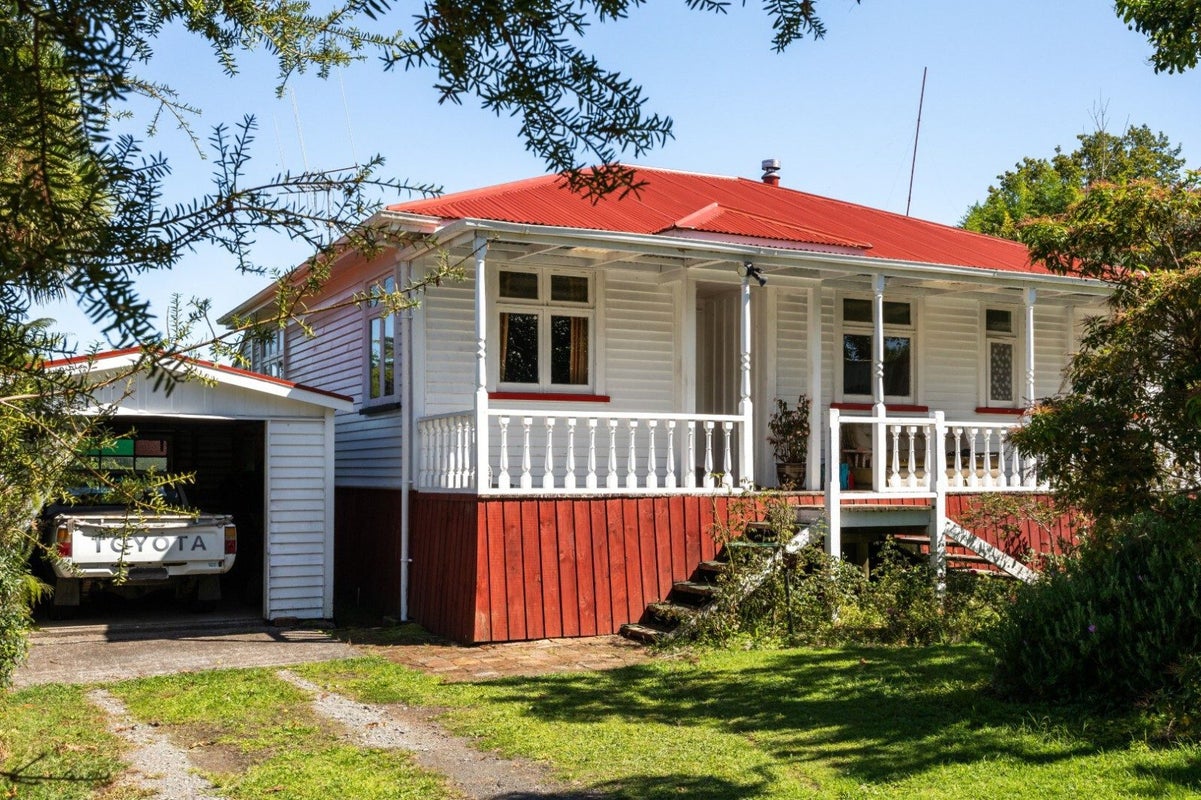 14 Melody Lane, Waikino, Waihi - Carousel 1