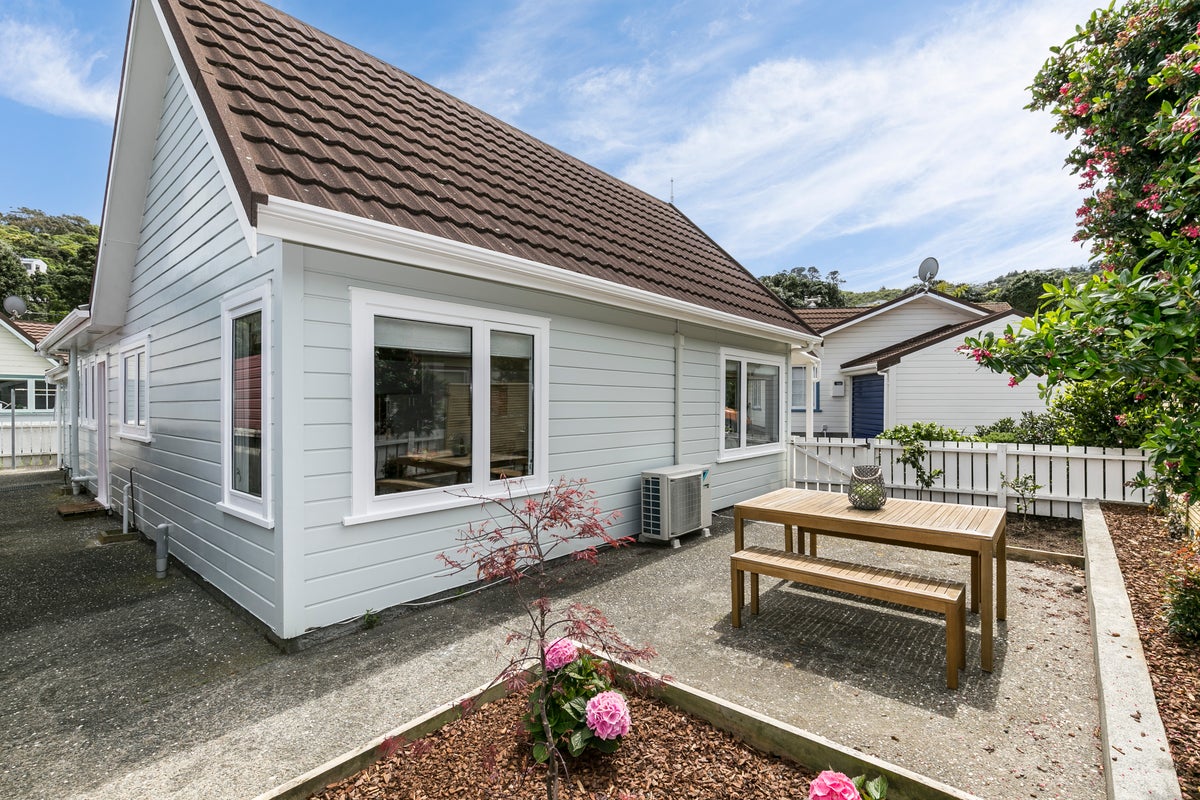 98 Weka Street, Miramar, Wellington - Carousel 15