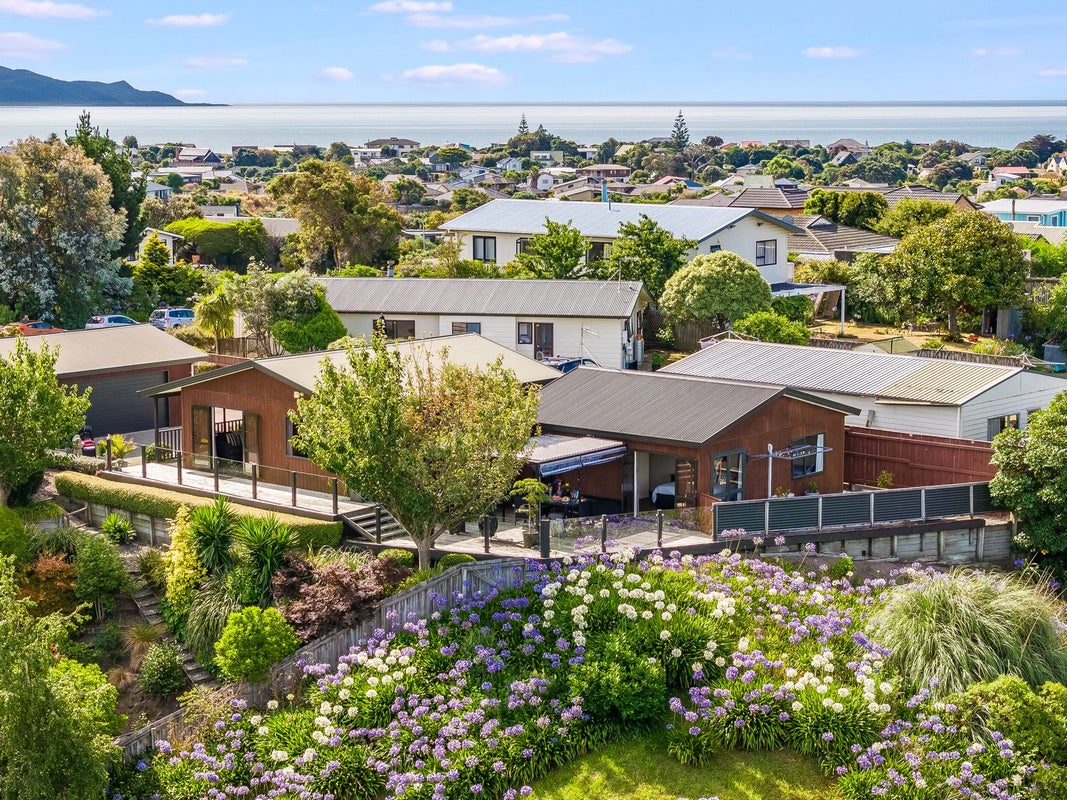 25 Pine Ridge Terrace, Waikanae Beach, Waikanae - Carousel 31
