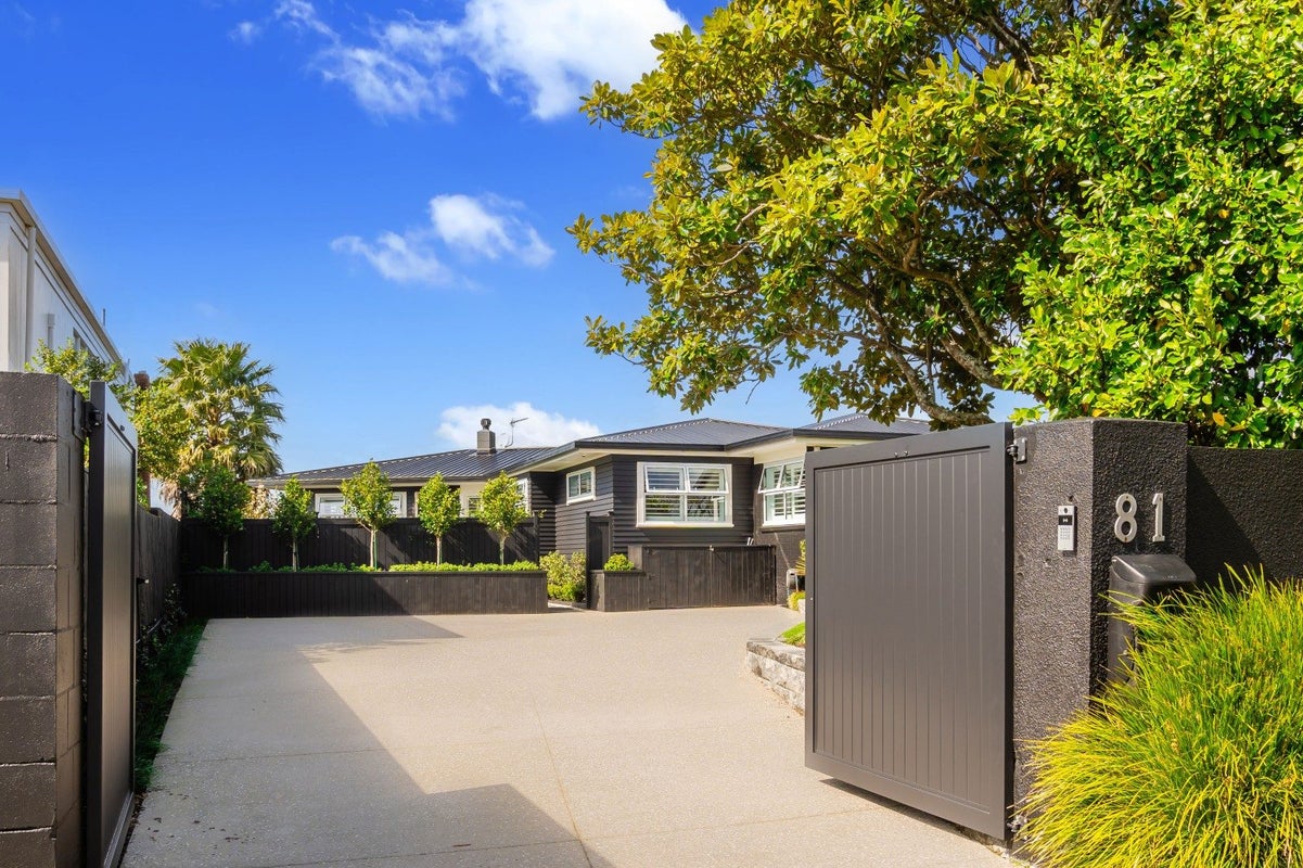 81 Bleakhouse Road, Howick, Auckland - Carousel 2
