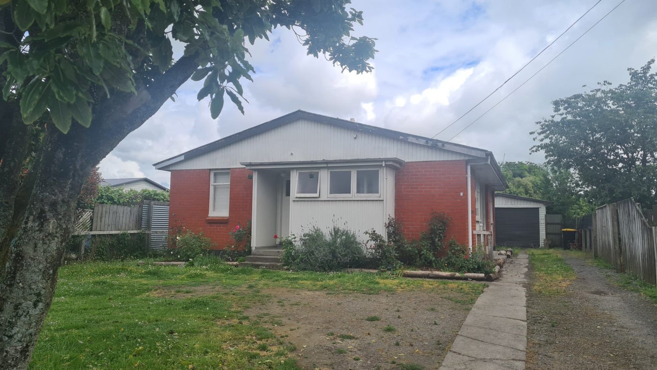 20 Clyde Street, Masterton - Carousel 2