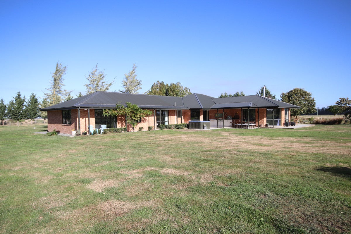 122 Barkers Road, Rakaia - Carousel 1