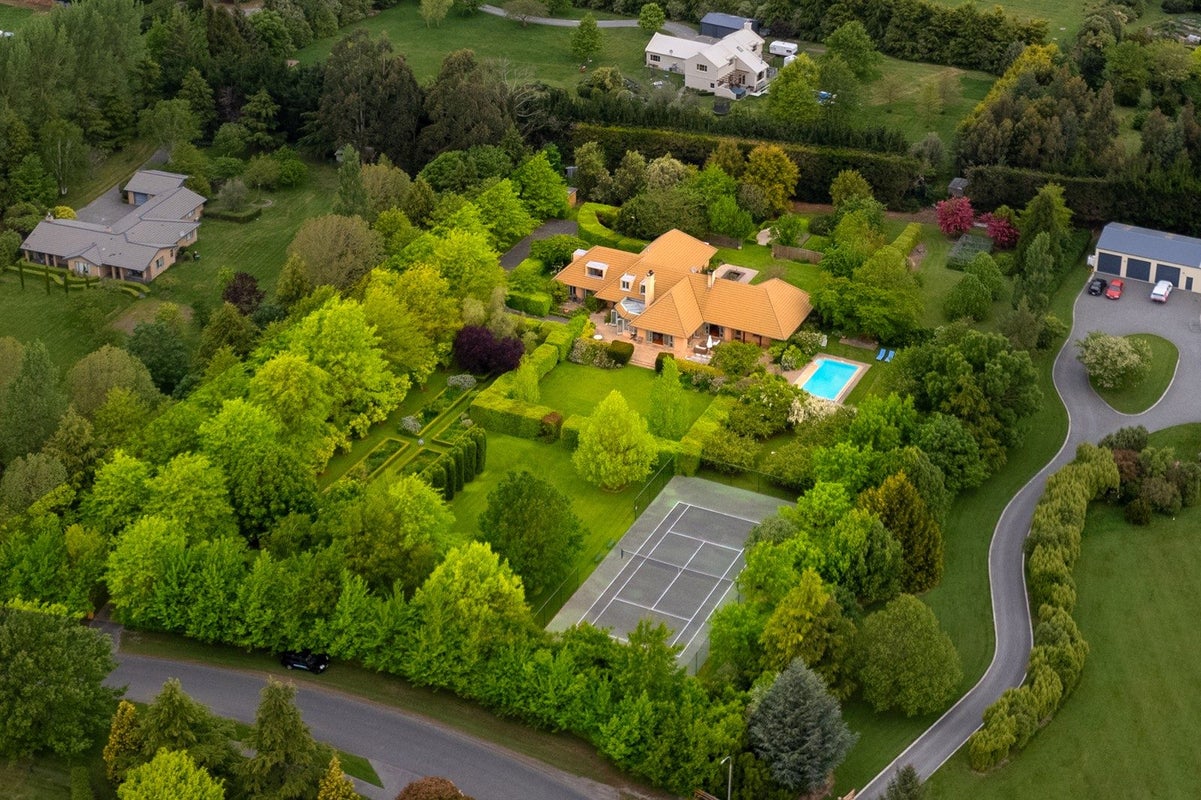 11 Genesis Drive, Christchurch - Carousel 1