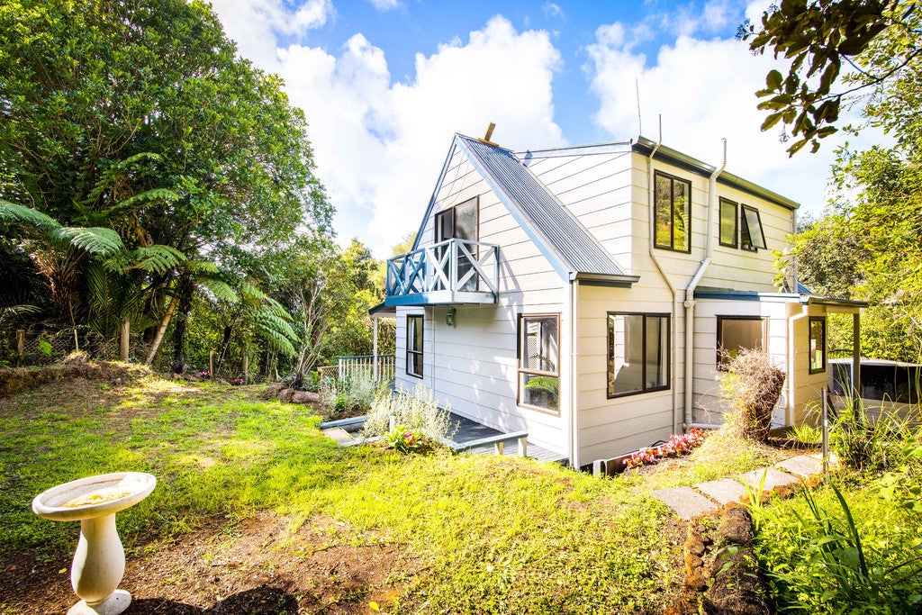 143 Cornwallis Road, Cornwallis, Auckland - Carousel 1