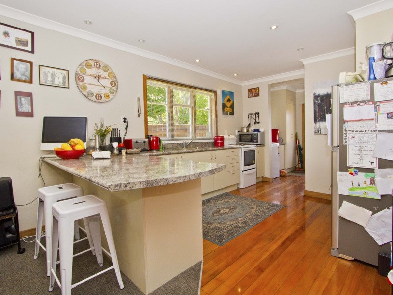 38 Moores Valley Road, Wainuiomata, Lower Hutt - Carousel 1