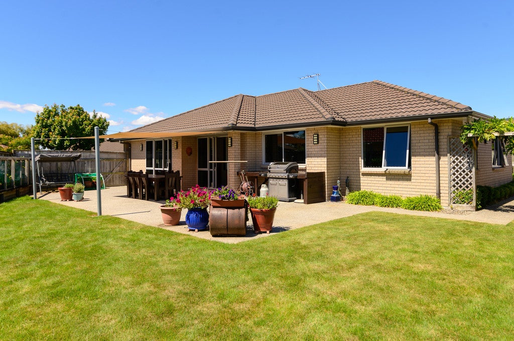 12 Kinder Place, Ngongotaha, Rotorua - Carousel 2
