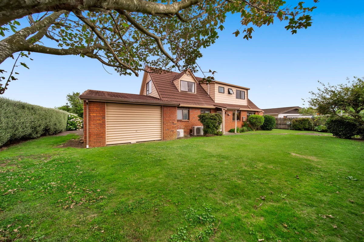 20 Murdoch Street, Hawera - Carousel 24