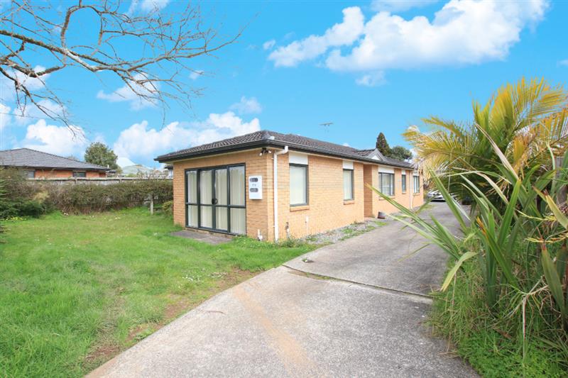 57B Willerton Avenue, New Lynn, Auckland - Carousel 1