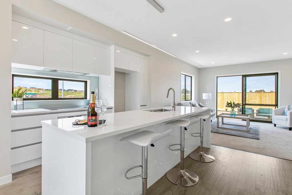 219 Jack Lachlan Drive, Beachlands, Auckland - Carousel 2