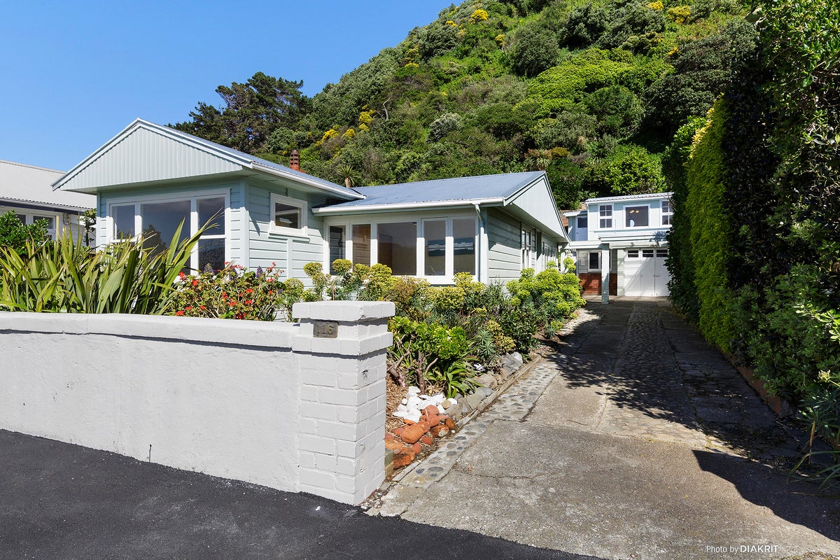 116 Breaker Bay Road, Breaker Bay, Wellington - Carousel 1