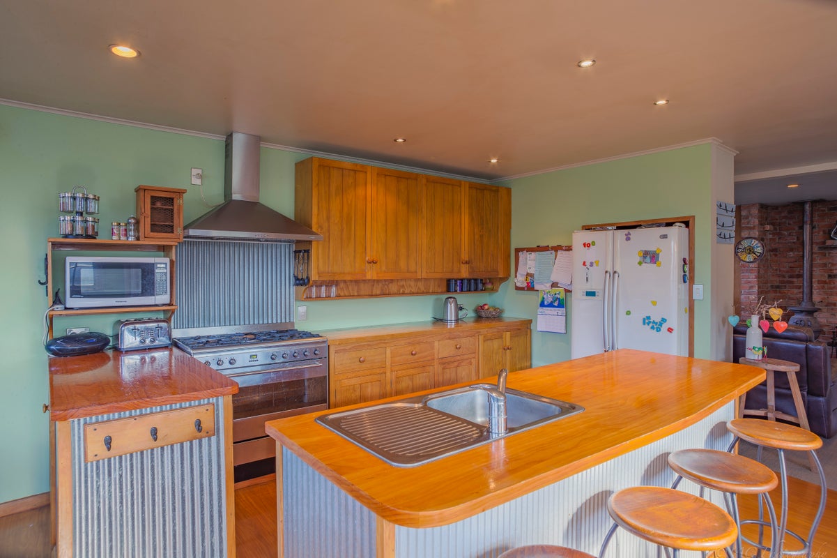 28 Davie Street, Temuka - Carousel 2