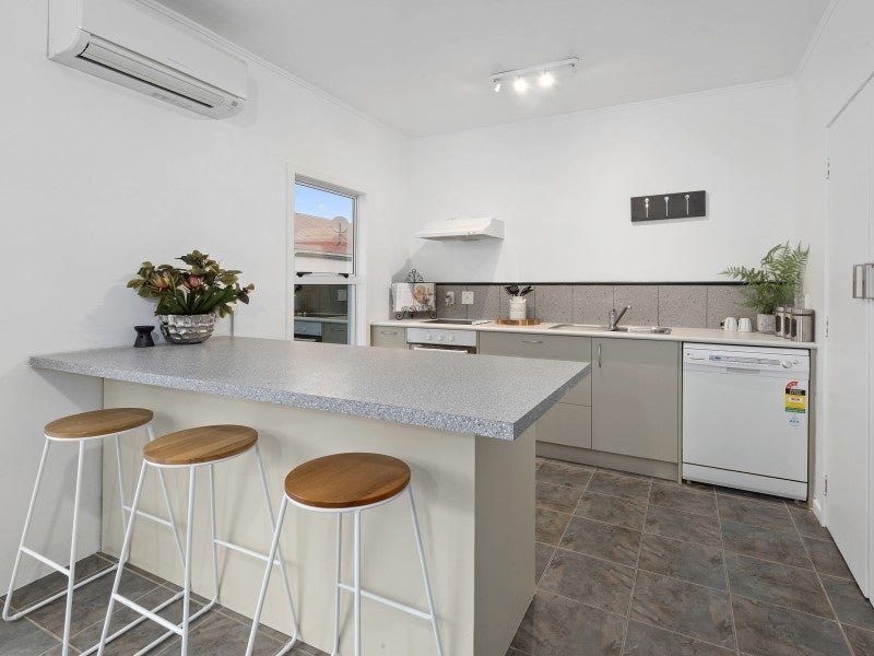 0 Selwyn Crescent, College Estate, WHANGANUI - Carousel 2