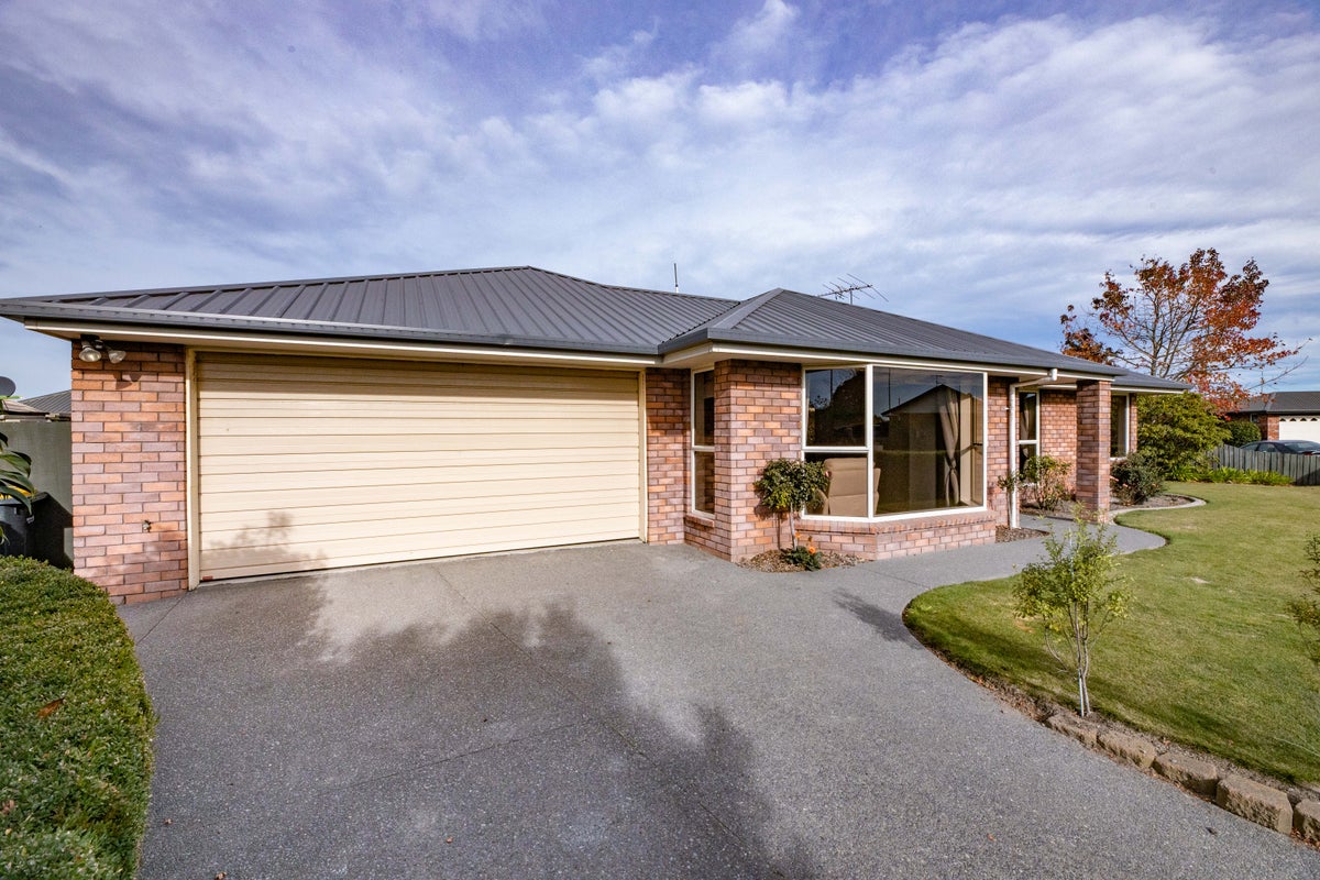 3 Wendon Mews, Belfast, Christchurch - Carousel 2