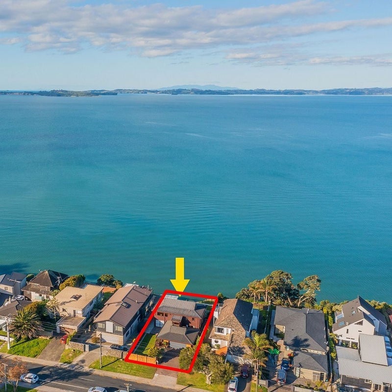 86 Clovelly Road, Bucklands Beach, Auckland - Carousel 2